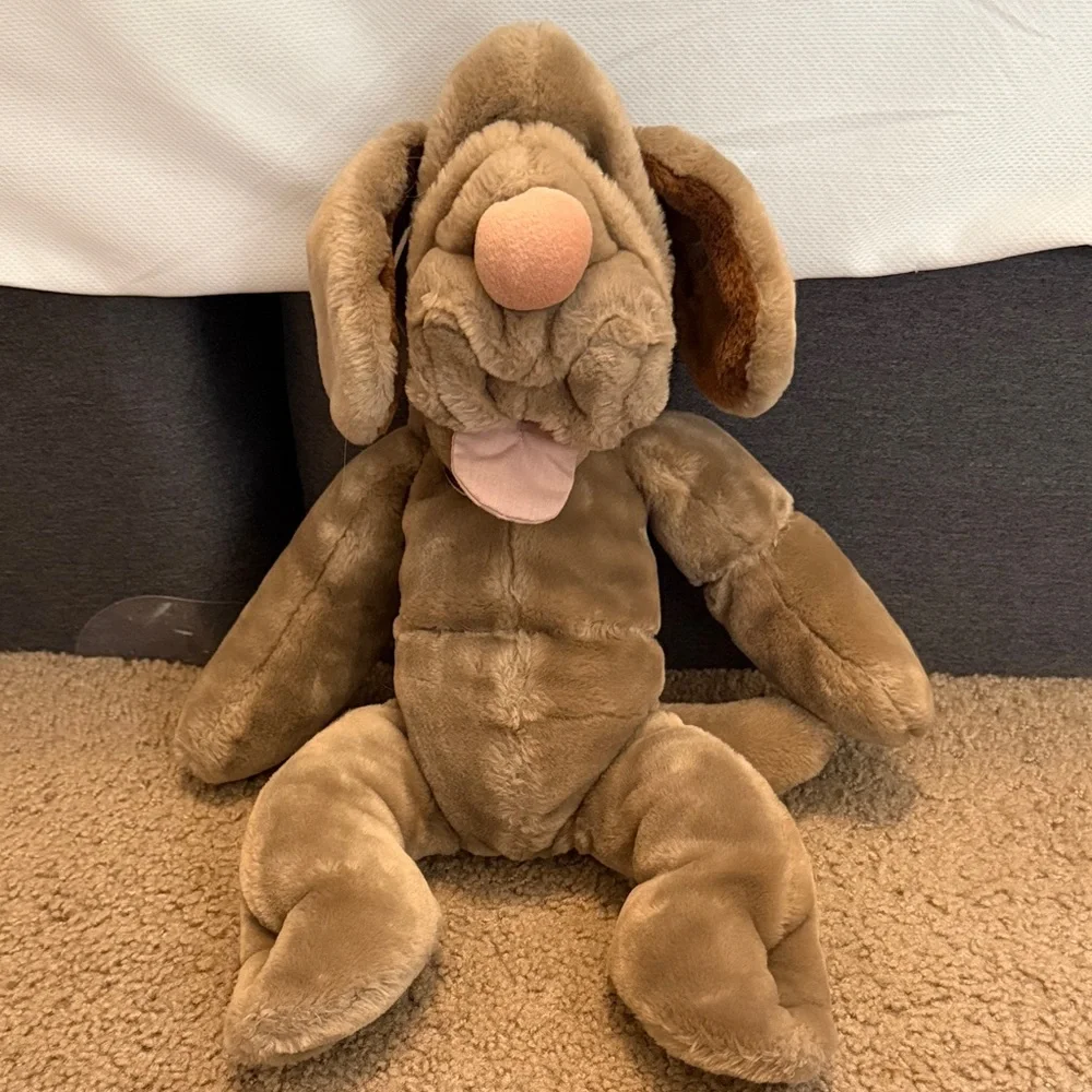 Wrinkles dog puppet